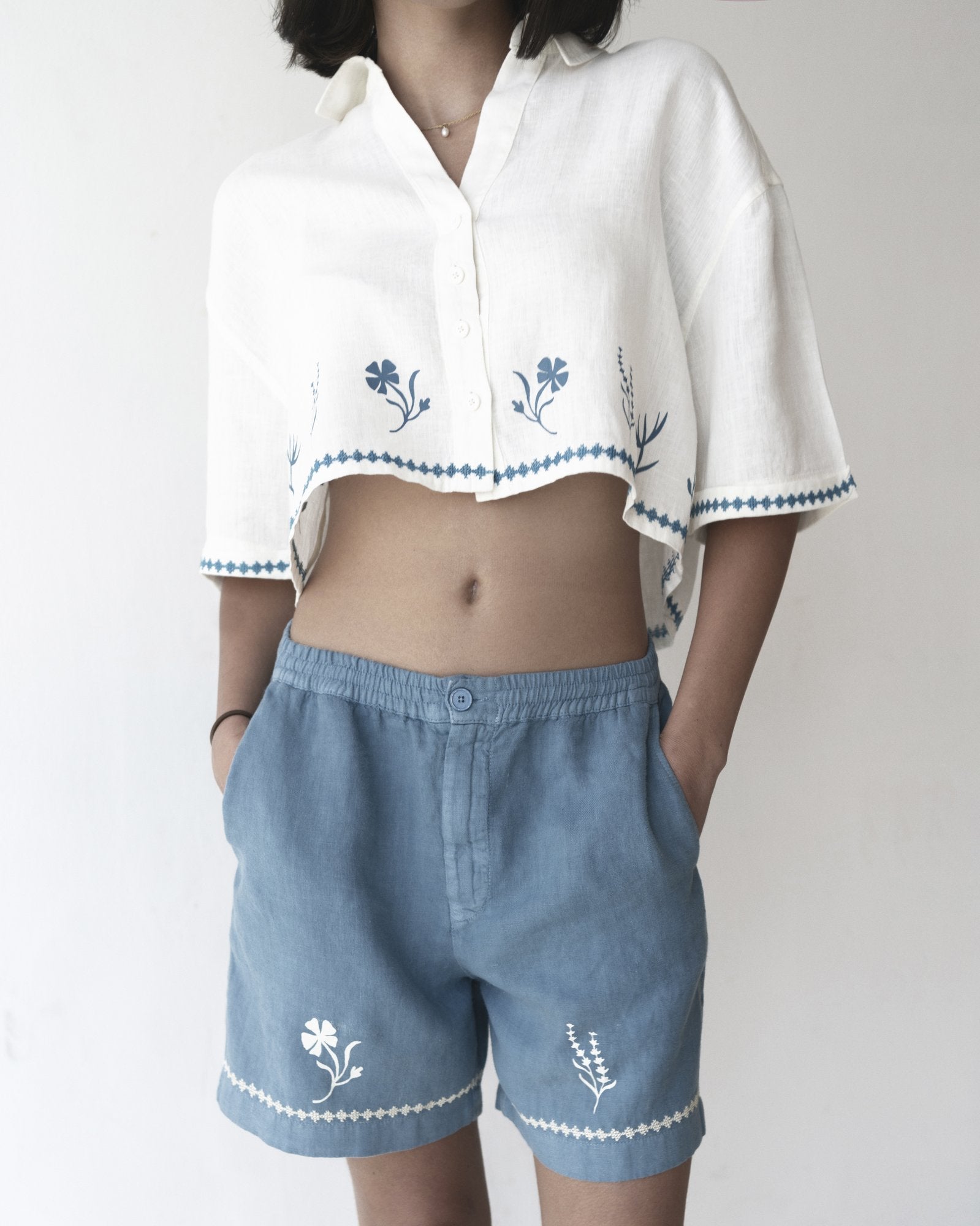 Roots Cropped Tee